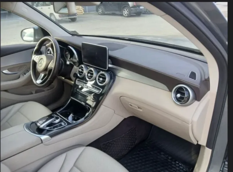 Mercedes GLC250 - Imagen 9